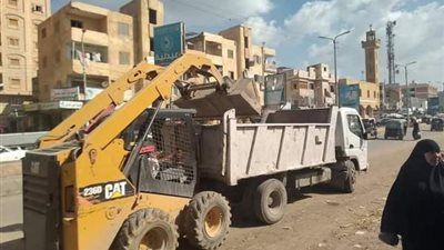 محافظ كفرالشيخ يتابع جهود تحسين مستوى الخدمات المقدمة للمواطنين