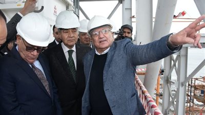 مصيلحي يعلن موعد التشغيل التجريبي لصومعة الأقماح المستوردة بميناء غرب بورسعيد