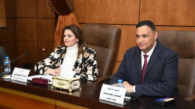 محافظ الدقهلية ووزيرة الهجره يشهدان مبادرة 