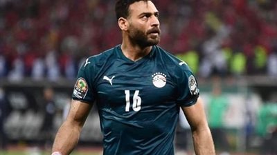 كان يجب اعلانه بعد المباراة..شاهد سيف زاهر عن رحيل أبو جبل للأهلي