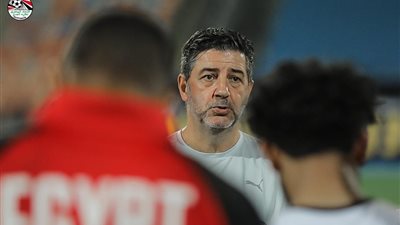 وليد عبداللطيف : فيتوريا ضعيف ويجب التعاقد مع مدرب كبير