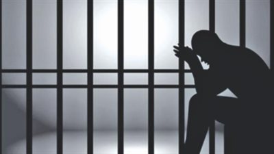 استغل وجود الفتاة بمفردها وهتك عرضها بالازبكية