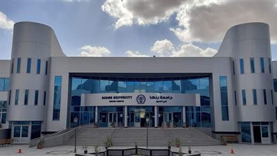 جامعةبنها:منح تدريبية متخصصة في رسم البورتريه لطلاب وأهالى العبور
