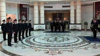 وزير الداخلية يصدق على تخريج طلبة الدور الثاني من السنة الرابعة بكلية الشرطة