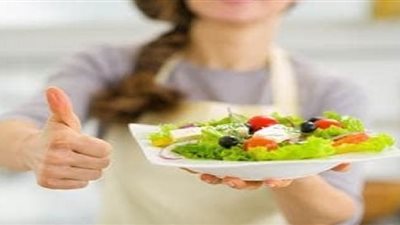 خبيرة توضح كيفية التكييف بسرعة وأمان مع نظام التغذية الصحي