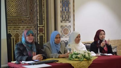 بحضور طالبات من إندونيسيا ملتقى المرأة يستعرض الأنشطة بالأزهر