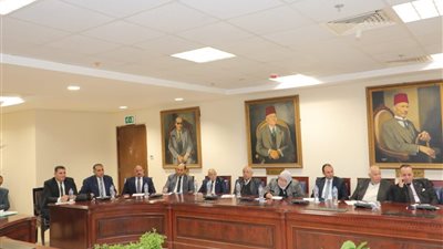 وحدة للبحث العلمي لرعاية الطلاب الفائزين في المسابقات الدولية