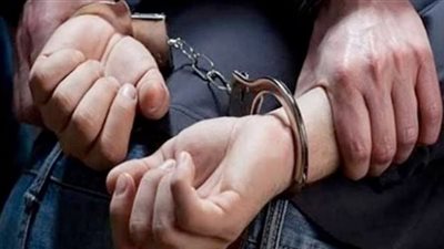 حبس عاطل بتهمة إصابة محامي لسرقته بالإكراه في بنها