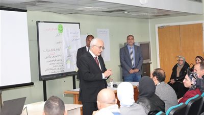 وزير التعليم يتفقد تدريبات مديري المبادرة الرئاسية