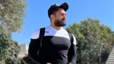 تامر حسنى يمازح جمهوره: 