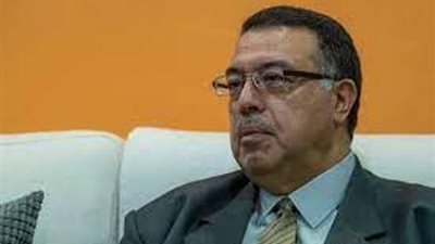 سفير مصر بماليزيا يلتقي بوزير السلع والزراعات الماليزي لتكرير زيت