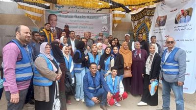 مشاركة هيئة تعليم الكبار بالسويس قافلة حياة كريمة بجنيفة