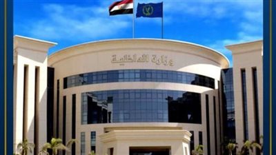 أحكامه ملغية .. تفاصيل شكوى أجنبية ضد إعلامي شهير