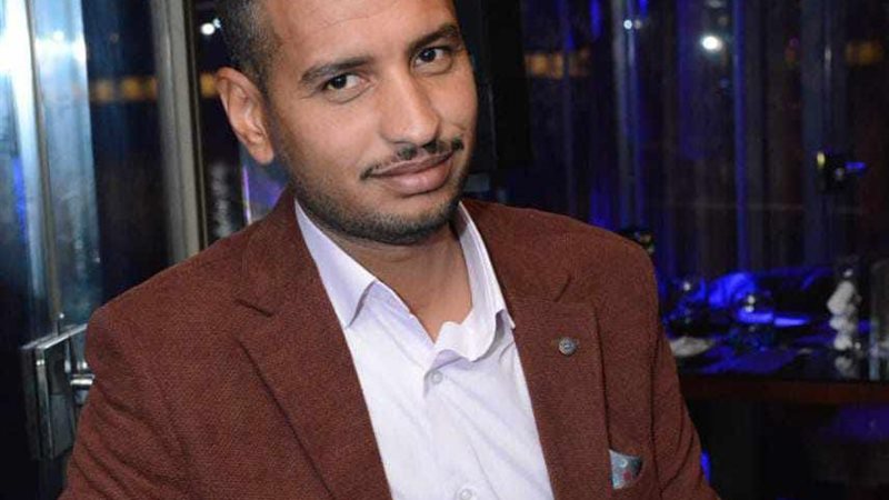 رجل الأعمال عصمت