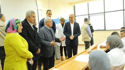 وزير التعليم العالي يتفقد عددًا من المشروعات الجديدة بجامعة دمنهور