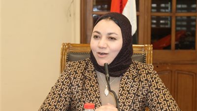 آداب عين شمس تنظم ندوة حول إدمان المخدرات