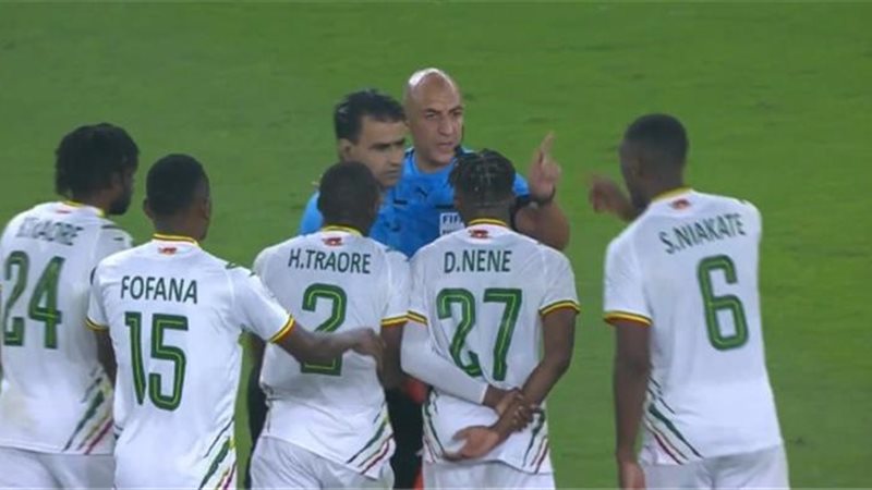 عقوبات على منتخب