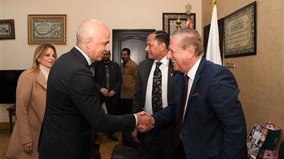 رئيس الخطة والموازنة ضيف ندوة 