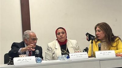 مناقشة كتاب خمسون عاما على ملحمة أكتوبر ٧٣بمكتبة مصر