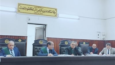 اب يسلم نجله للمباحث لتعاطيه المخدرات