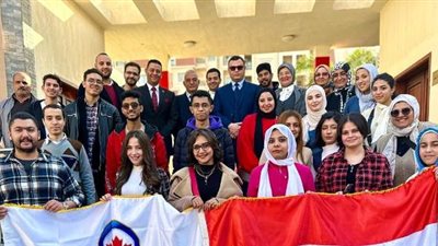أسباب استقبال رئيس جهاز العاصمة الإدارية لطلاب الجامعات.. بالصور