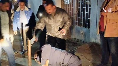 رفع عشرات الاشغالات بشارع فاطمة رشدي بالعمرانية