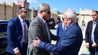 وزير العمل يفتتح البث التجريبي لمنصة العمالة غير المنتظمة الجديدة