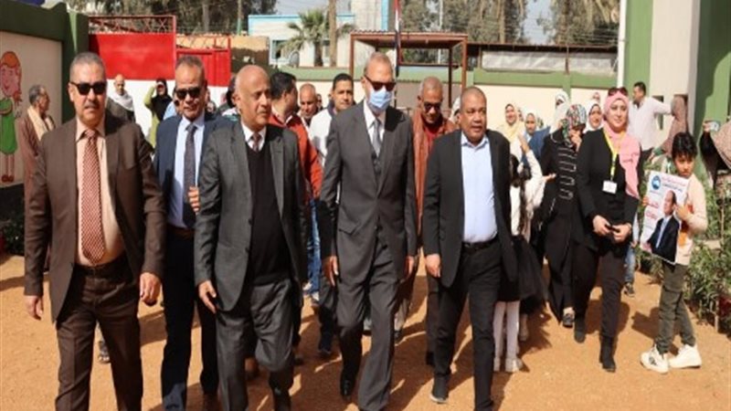 محافظ القليوبية يتفقد