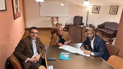 شيكابالا يعلن عن تجديد عقده مع الزمالك