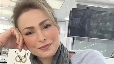أمل حجازي تلتزم الصمت.. رغم أزمة خلع الحجاب