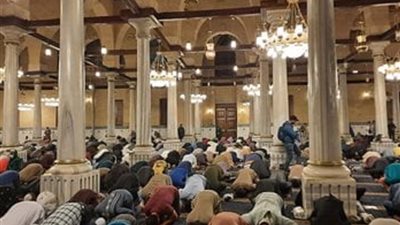 الافتاء ترد .. كيفية خروج المأموم من صلاة الجماعة