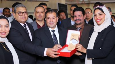 هندسة قنا تنظم الملتقى الأول للتوظيف في مجال الطاقة الشمسية