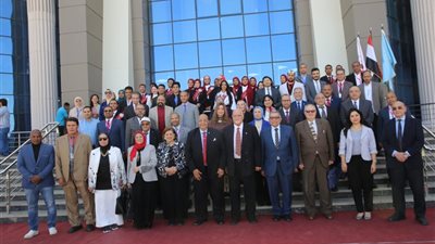 إفتتاح المؤتمر الدولى الثانى لكلية الطب بجامعة الأقصر