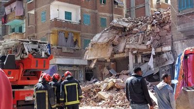 قرارات نيابة الإسكندرية في واقعة العقار المنهار