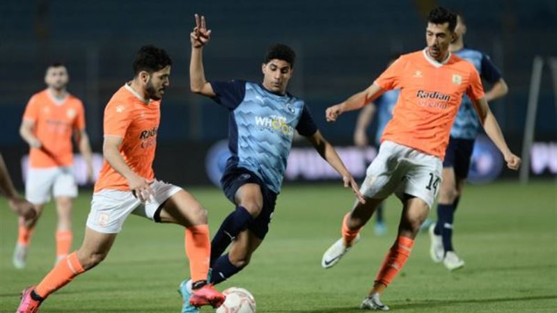 بيراميدز وفاركو