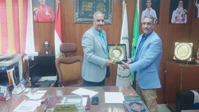 منطقة القليوبية للكاراتيه تُكرم وكيل وزارة الشباب والرياضة