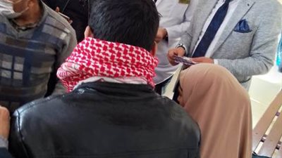 الشرقية : توزيع مساعدات إنسانية على المرضى بعيادة الجلدية والجذام