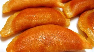 حلويات رمضان..طريقة عمل عجينة القطايف