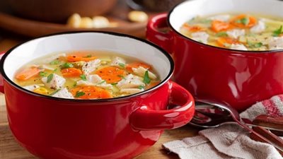 شوربة الدجاج بالكزبرة اللذيذة بطريقة بسيطة وسهلة