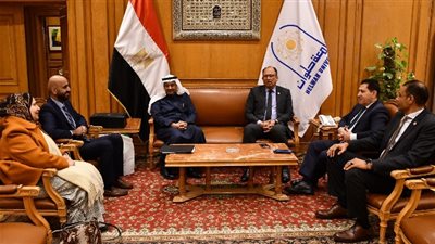 أسباب زيارة الملحق الثقافي السعودى لجامعة حلوان.. صور