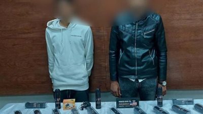 ضبط 2 لترويجهما مادة مسيلة للدموع على مواقع التواصل