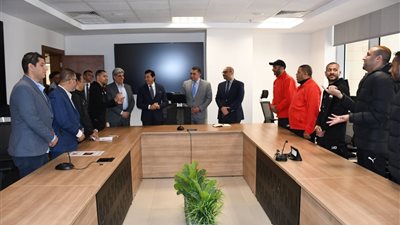 وزير الشباب يلتقي منتخب مصر للصم لكرة القدم