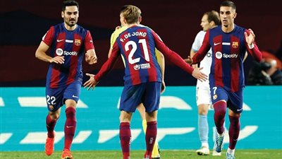 برشلونة يعبر نابولي بثلاثية ويتأهل لربع نهائي دوري أبطال أوروبا