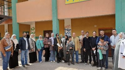 جامعة القاهرة تنظم زيارة لمدرسة التربية الفكرية