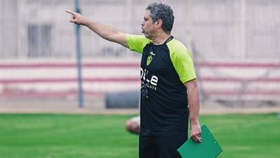 عفت نصار يفتح النار على معتمد جمال: 