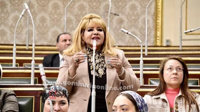 النائبة امال رزق الله تطالب بتشديد الرقابة على تداول 