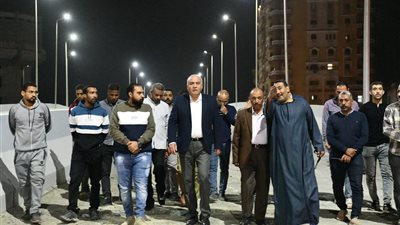 محافظ قنا يتفقد الأعمال النهائية لمشروع كوبرى الرياح