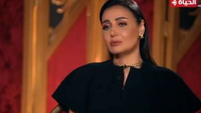 لاول مرة .. حلا شيحة تكشف قصتها مع الحجاب والنقاب قبل خلعه
