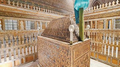 صحابة عاشوا فى مصر.. الشافعي رحلة إمام العلم من غزة إلي مصر