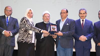 المفتي:روح انتصار العاشر يجب أن تظل حاضرة في القلوب لمزيد من العطاء